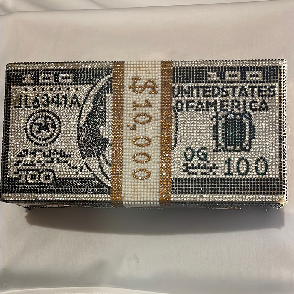 Crystal Embellished Money Clutch